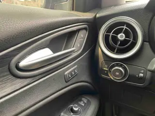 Alfa Romeo Stelvio 2017 2.0T 200HP Edición de lujo exterior foto 8 Alfa Romeo Stelvio 2017 2.0T 200HP Edición de lujo exterior foto 8