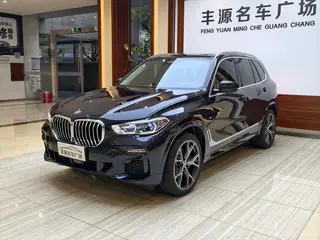 BMW X5 2021 xDrive40i Premium Class M Sports suit