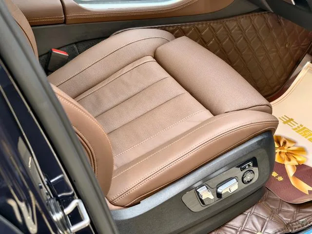 BMW X5 2021 xDrive40i Premium Class M Sports suit exterior photo 9