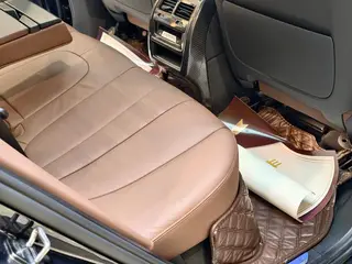 BMW X5 2021 xDrive40i Premium Class M Sports suit interior photo 15