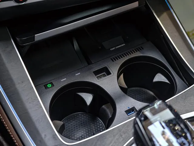 BMW X5 2021 xDrive40i Premium Class M Sports suit interior photo 20