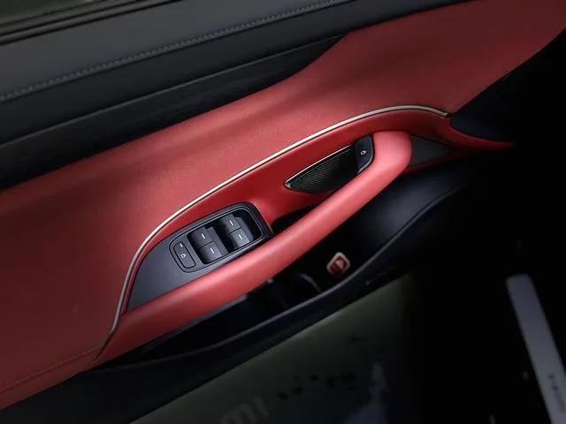 Xiaomi Auto SU7 2024 Duración de la batería con tracción en las cuatro ruedas Max Edición interior foto 12 Xiaomi Auto SU7 2024 Duración de la batería con tracción en las cuatro ruedas Max Edición interior foto 12