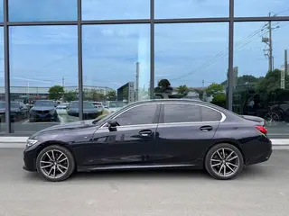 BMW 3 Series 2021 320Li M Ensemble de sport extérieur photo 2
