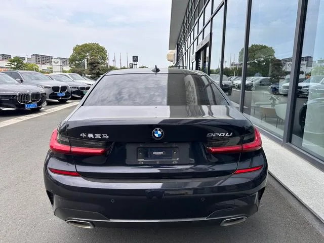 BMW 3 Series 2021 320Li M Ensemble de sport intérieur photo 8