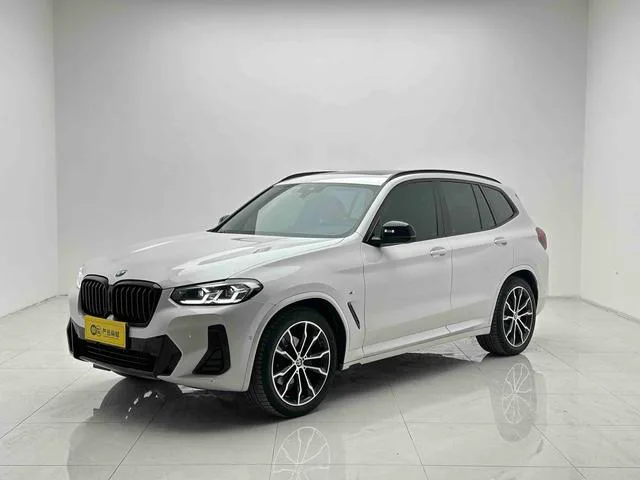 BMW X3 2022 Вторичная модификация xDrive30i Лидирующий M Ночной костюм экстерьер фото 1 BMW X3 2022 Вторичная модификация xDrive30i Лидирующий M Ночной костюм экстерьер фото 1