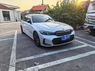 BMW 3 Series 2023 325Li M Спортивный ночной костюм экстерьер фото 3 BMW 3 Series 2023 325Li M Спортивный ночной костюм экстерьер фото 3