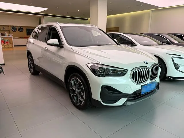 BMW X1 2022 sDrive25Li Leading Type exterior photo 3 BMW X1 2022 sDrive25Li Leading Type exterior photo 3