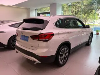 BMW X1 2022 sDrive25Li Leading Type interior photo 9 BMW X1 2022 sDrive25Li Leading Type interior photo 9