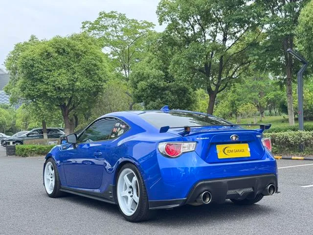 Subaru BRZ 2017 2.0i Automatique type-S Version extérieur photo 7 Subaru BRZ 2017 2.0i Automatique type-S Version extérieur photo 7