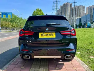 BMW X3 2022 xDrive25i M Ensemble de sport extérieur photo 6 BMW X3 2022 xDrive25i M Ensemble de sport extérieur photo 6