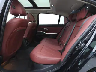 BMW 3 Series 2023 325Li M Спортивный ночной костюм экстерьер фото 7 BMW 3 Series 2023 325Li M Спортивный ночной костюм экстерьер фото 7