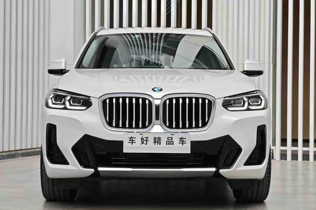 BMW X3 2022 xDrive25i M Sports suit exterior photo 2 BMW X3 2022 xDrive25i M Sports suit exterior photo 2