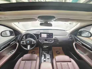 BMW X3 2022 xDrive25i M Sports suit interior photo 10 BMW X3 2022 xDrive25i M Sports suit interior photo 10