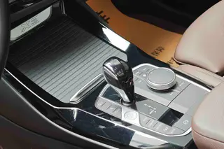 BMW X3 2022 xDrive25i M Sports suit interior photo 15 BMW X3 2022 xDrive25i M Sports suit interior photo 15