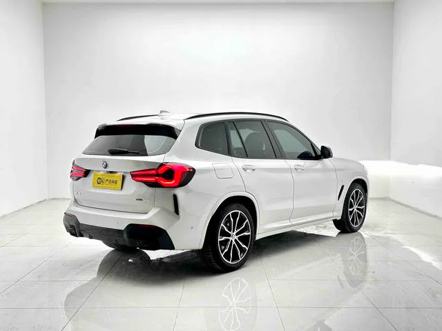 BMW X3 2022 Second change xDrive30i Leading Type M Obsidian Night Suit exterior photo 4 BMW X3 2022 Second change xDrive30i Leading Type M Obsidian Night Suit exterior photo 4