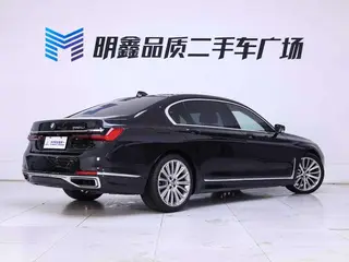 BMW 7 Series 2021 740Li Leading Type Luxury Set exterior photo 8 BMW 7 Series 2021 740Li Leading Type Luxury Set exterior photo 8