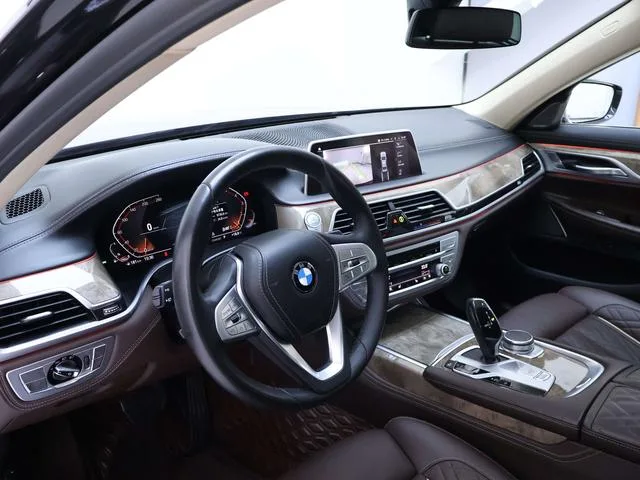 BMW 7 Series 2021 740Li Leading Type Luxury Set interior photo 12 BMW 7 Series 2021 740Li Leading Type Luxury Set interior photo 12