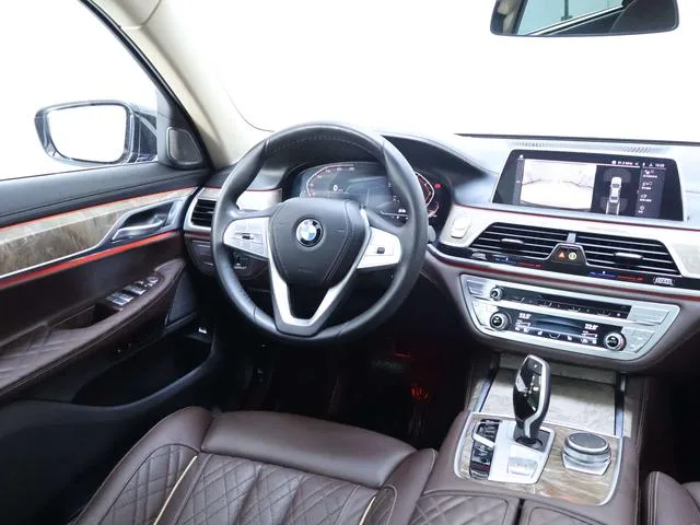 BMW 7 Series 2021 740Li Leading Type Luxury Set interior photo 15 BMW 7 Series 2021 740Li Leading Type Luxury Set interior photo 15
