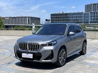 BMW X1 2023 xDrive25Li M Спортивный костюм
