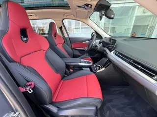BMW X1 2023 xDrive25Li M Спортивный костюм интерьер фото 12 BMW X1 2023 xDrive25Li M Спортивный костюм интерьер фото 12