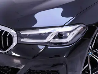 BMW 5 Series 2021 530Li Tipo de lujo M Conjunto deportivo exterior foto 5