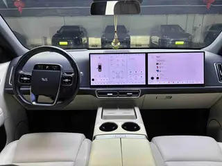 Li Auto L6 2024 Max version interior photo 11 Li Auto L6 2024 Max version interior photo 11