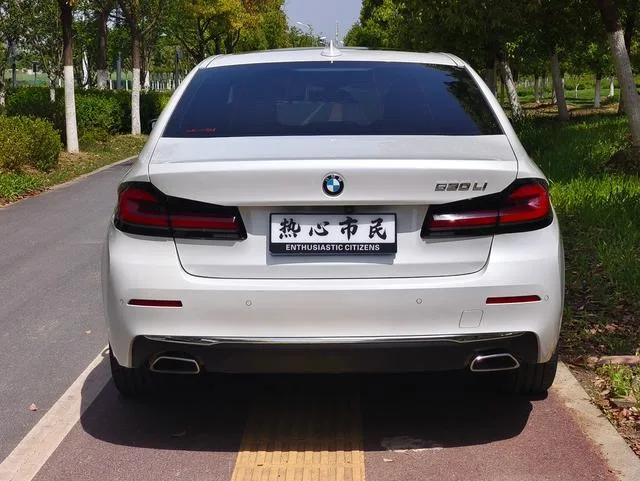 BMW 5 Series 2022 530Li Leading Type Luxury Set exterior photo 5 BMW 5 Series 2022 530Li Leading Type Luxury Set exterior photo 5