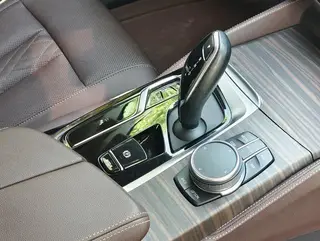 BMW 5 Series 2022 530Li Leading Type Luxury Set interior photo 19 BMW 5 Series 2022 530Li Leading Type Luxury Set interior photo 19