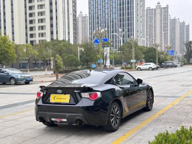 Subaru BRZ 2013 2.0i Automatic Luxury Model exterior photo 5 Subaru BRZ 2013 2.0i Automatic Luxury Model exterior photo 5