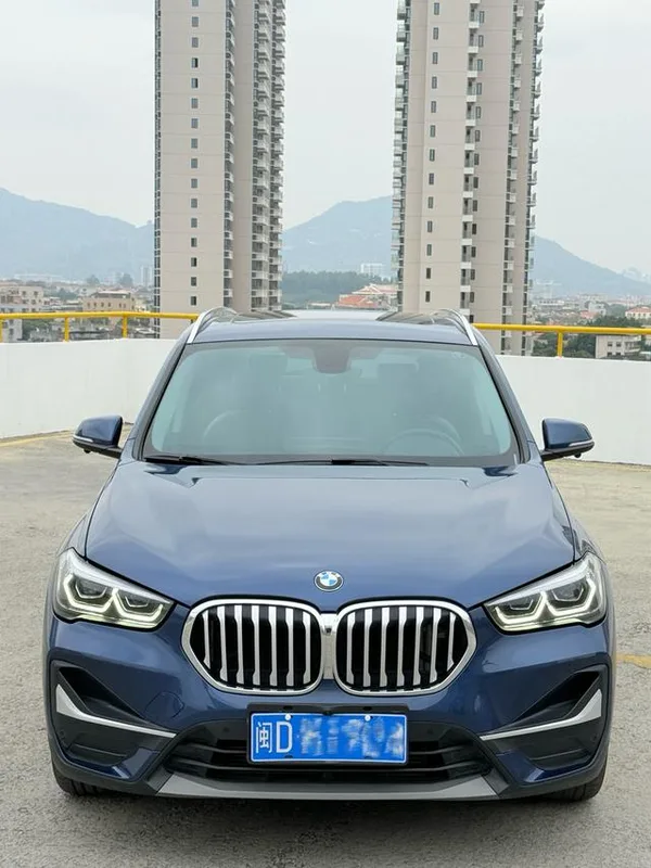 BMW X1 2022 sDrive25Li Líder exterior foto 2 BMW X1 2022 sDrive25Li Líder exterior foto 2