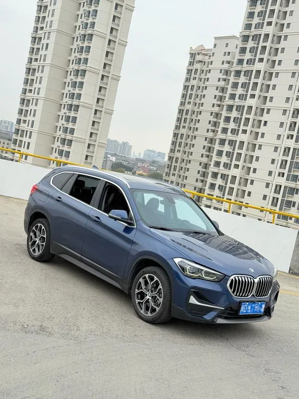 BMW X1 2022 sDrive25Li Líder exterior foto 3 BMW X1 2022 sDrive25Li Líder exterior foto 3