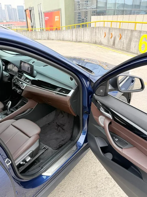 BMW X1 2022 sDrive25Li Líder interior foto 8 BMW X1 2022 sDrive25Li Líder interior foto 8
