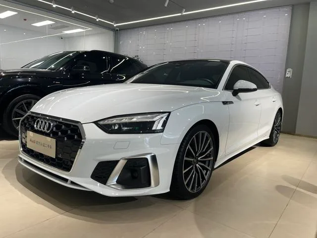 Audi A5 2023 Sportback 40 TFSI quattro Deluxe Dynamic exterior photo 1 Audi A5 2023 Sportback 40 TFSI quattro Deluxe Dynamic exterior photo 1