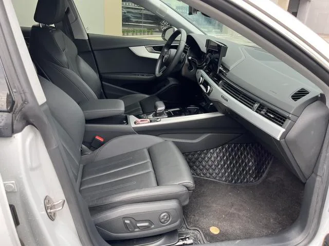 Audi A5 2023 Sportback 40 TFSI quattro Deluxe Dynamic interior photo 11 Audi A5 2023 Sportback 40 TFSI quattro Deluxe Dynamic interior photo 11
