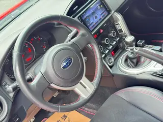 Subaru BRZ 2015 2.0i Version manuelle intérieur photo 11 Subaru BRZ 2015 2.0i Version manuelle intérieur photo 11