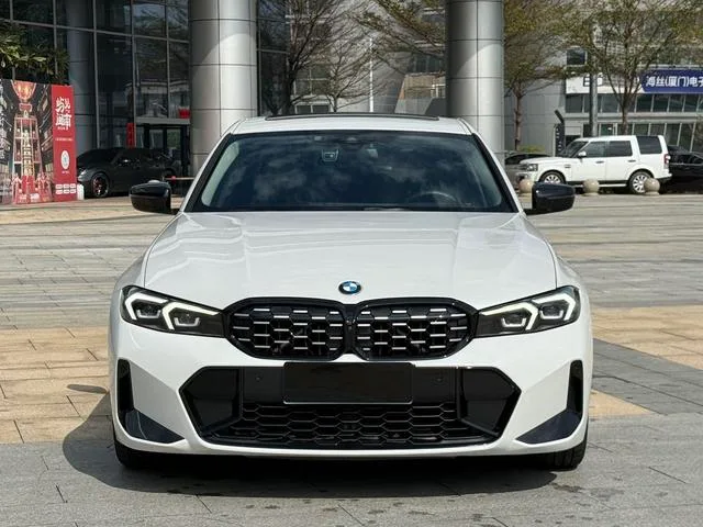 BMW 3 Series 2023 325Li M Sports Night Suit exterior photo 2