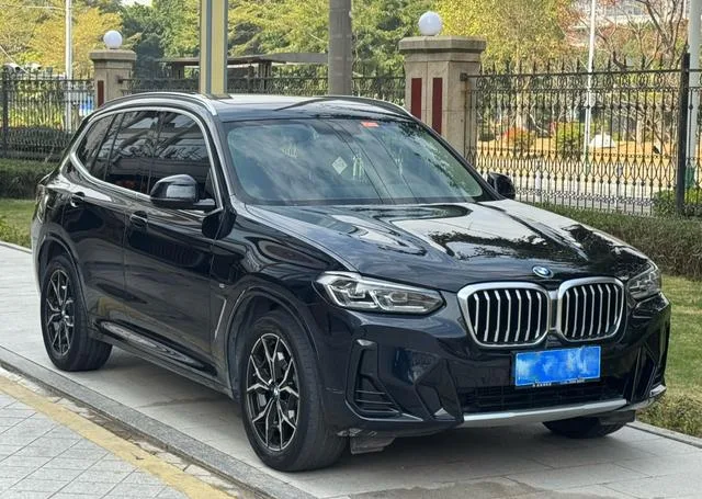 BMW X3 2022 Restyling xDrive25i M Sports suit exterior photo 3 BMW X3 2022 Restyling xDrive25i M Sports suit exterior photo 3
