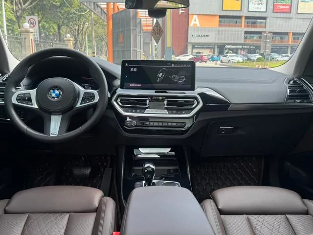 BMW X3 2022 Restyling xDrive25i M Sports suit exterior photo 8 BMW X3 2022 Restyling xDrive25i M Sports suit exterior photo 8