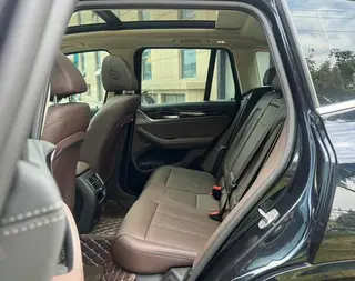 BMW X3 2022 Restyling xDrive25i M Sports suit interior photo 10 BMW X3 2022 Restyling xDrive25i M Sports suit interior photo 10