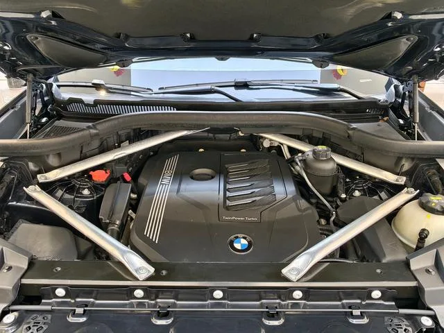 BMW X5 2021 xDrive40i Premium Class M Sports suit interior photo 16 BMW X5 2021 xDrive40i Premium Class M Sports suit interior photo 16