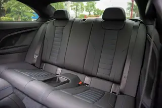 BMW M2 2023 M2 Coupe interior photo 11 BMW M2 2023 M2 Coupe interior photo 11