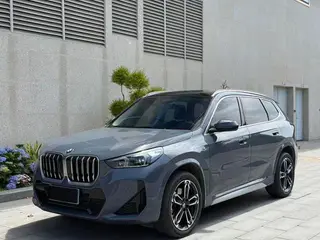 BMW X1 2023 sDrive25Li X Design Suit