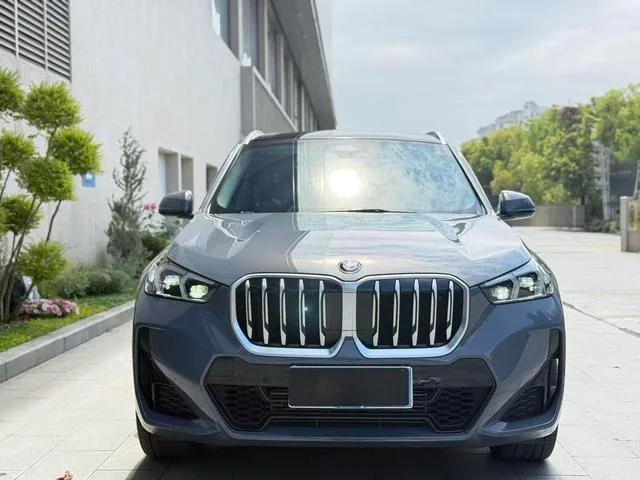BMW X1 2023 sDrive25Li X Design Suit exterior photo 2 BMW X1 2023 sDrive25Li X Design Suit exterior photo 2