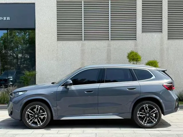 BMW X1 2023 sDrive25Li X Design Suit interior photo 9 BMW X1 2023 sDrive25Li X Design Suit interior photo 9