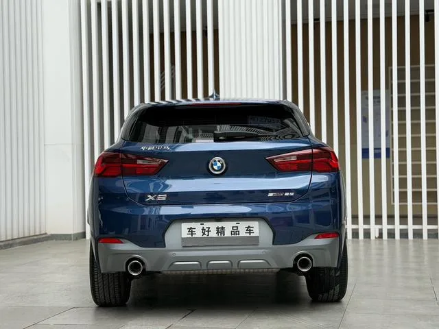 BMW X2 2021 sDrive25i M Sports suit interior photo 12