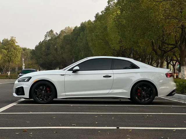 Audi A5 2023 Coupe 40 TFSI Tipo dinámico de moda exterior foto 3