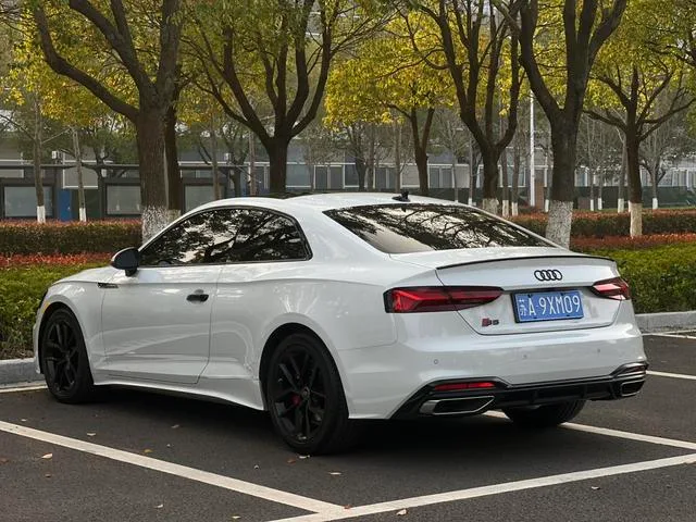 Audi A5 2023 Coupe 40 TFSI Tipo dinámico de moda exterior foto 6