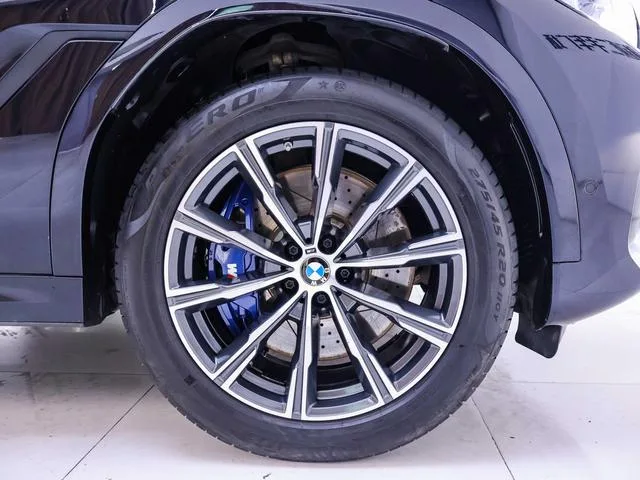 BMW X6 2021 xDrive30i M Спортивный костюм экстерьер фото 7 BMW X6 2021 xDrive30i M Спортивный костюм экстерьер фото 7