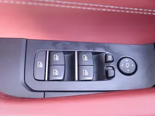 BMW X6 2021 xDrive30i M Спортивный костюм интерьер фото 18 BMW X6 2021 xDrive30i M Спортивный костюм интерьер фото 18