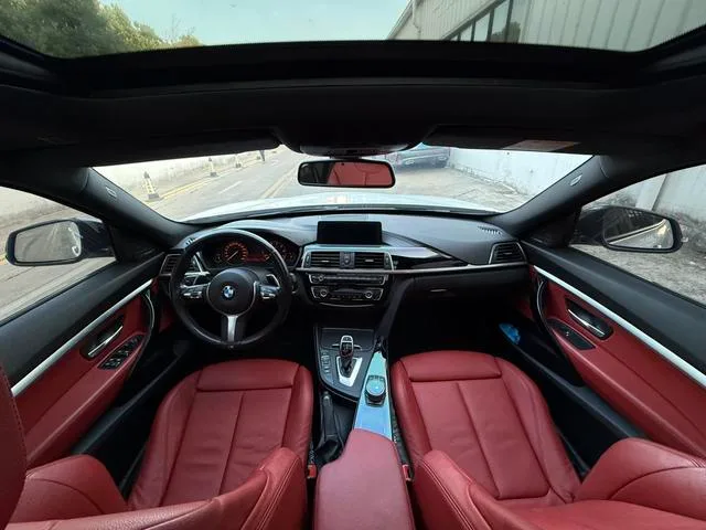BMW 3 Series GT 2020 320i M Édition de nuit sportive Yao intérieur photo 14 BMW 3 Series GT 2020 320i M Édition de nuit sportive Yao intérieur photo 14